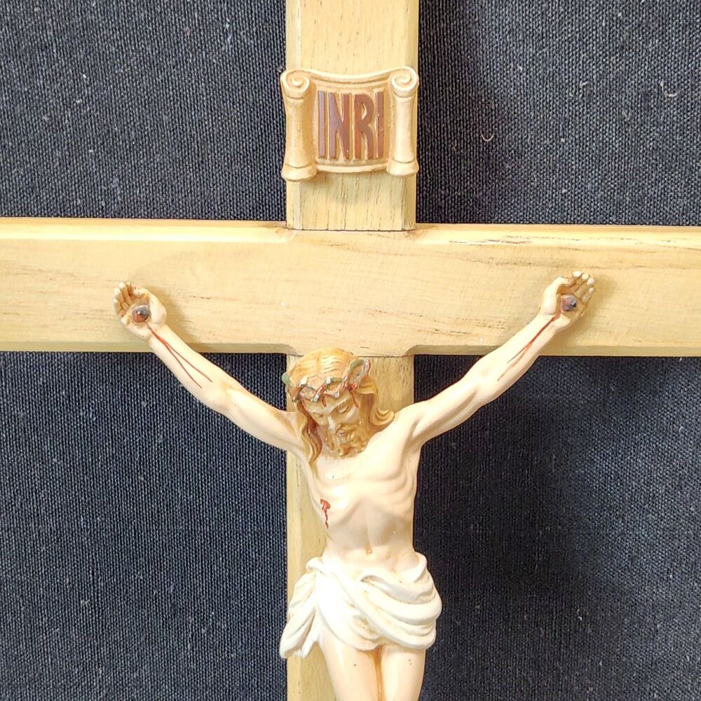 Vintage 15” INRI Wooden Crucifix Cross Wall Decor Jesus Christ - Picture 3 of 5